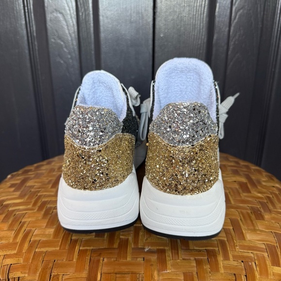 NWOT Cynthia Richard Lightning Strike Sneaker Women's 8 size 39 $245 sold out - Picture 4 of 14